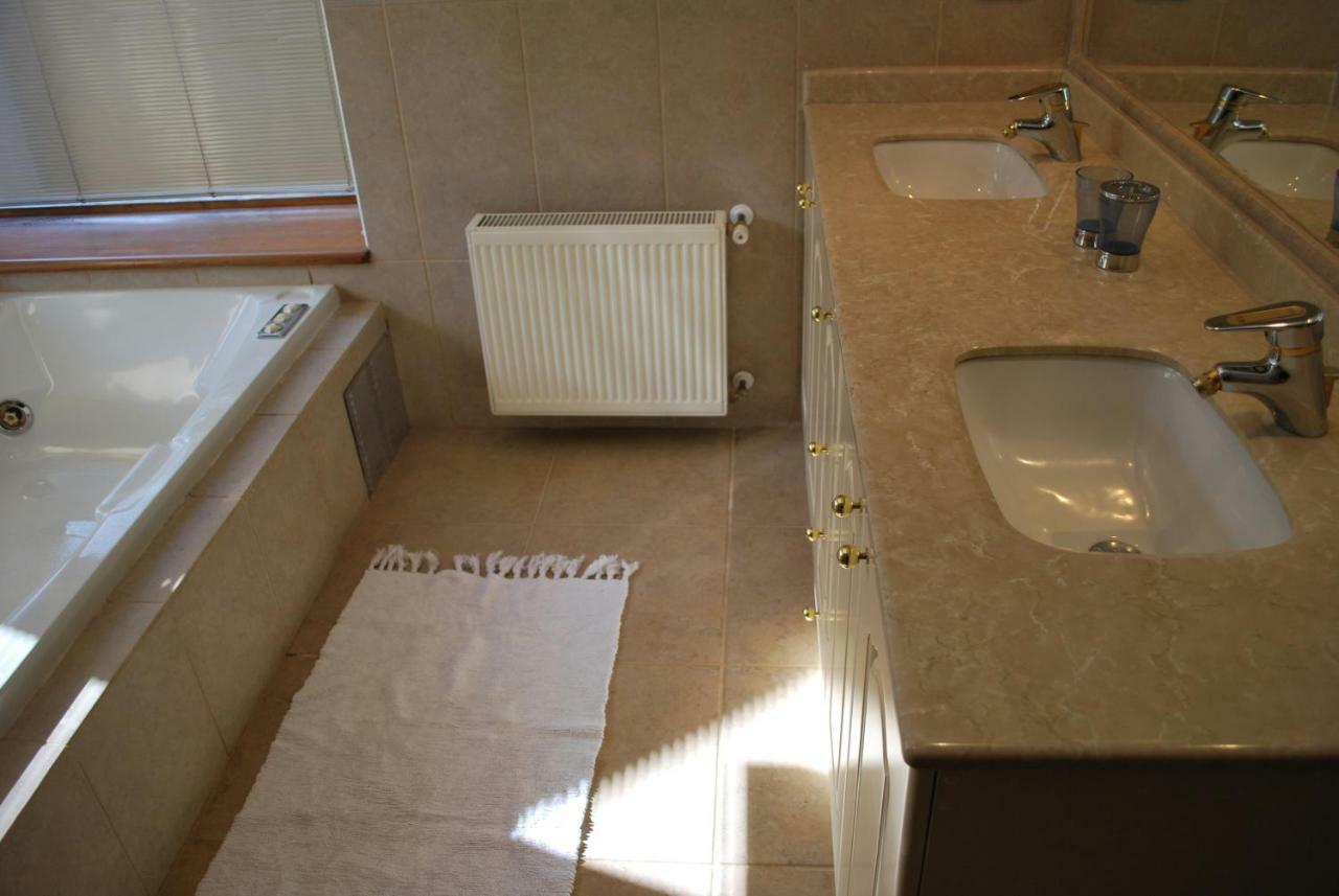 Frontera Pucon Hostel B&B 部屋 写真